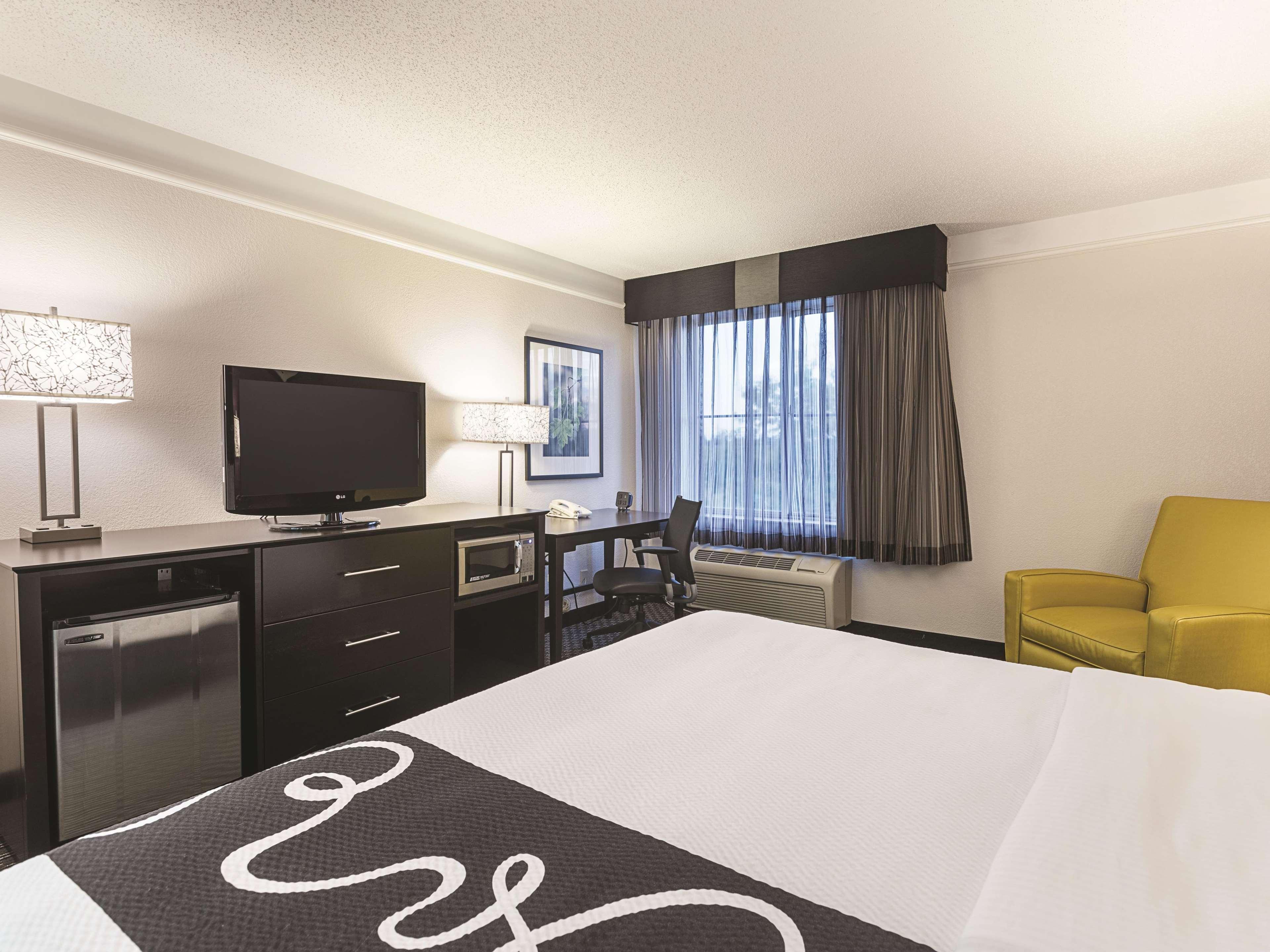 La Quinta By Wyndham Atlanta Roswell Hotel Екстериор снимка