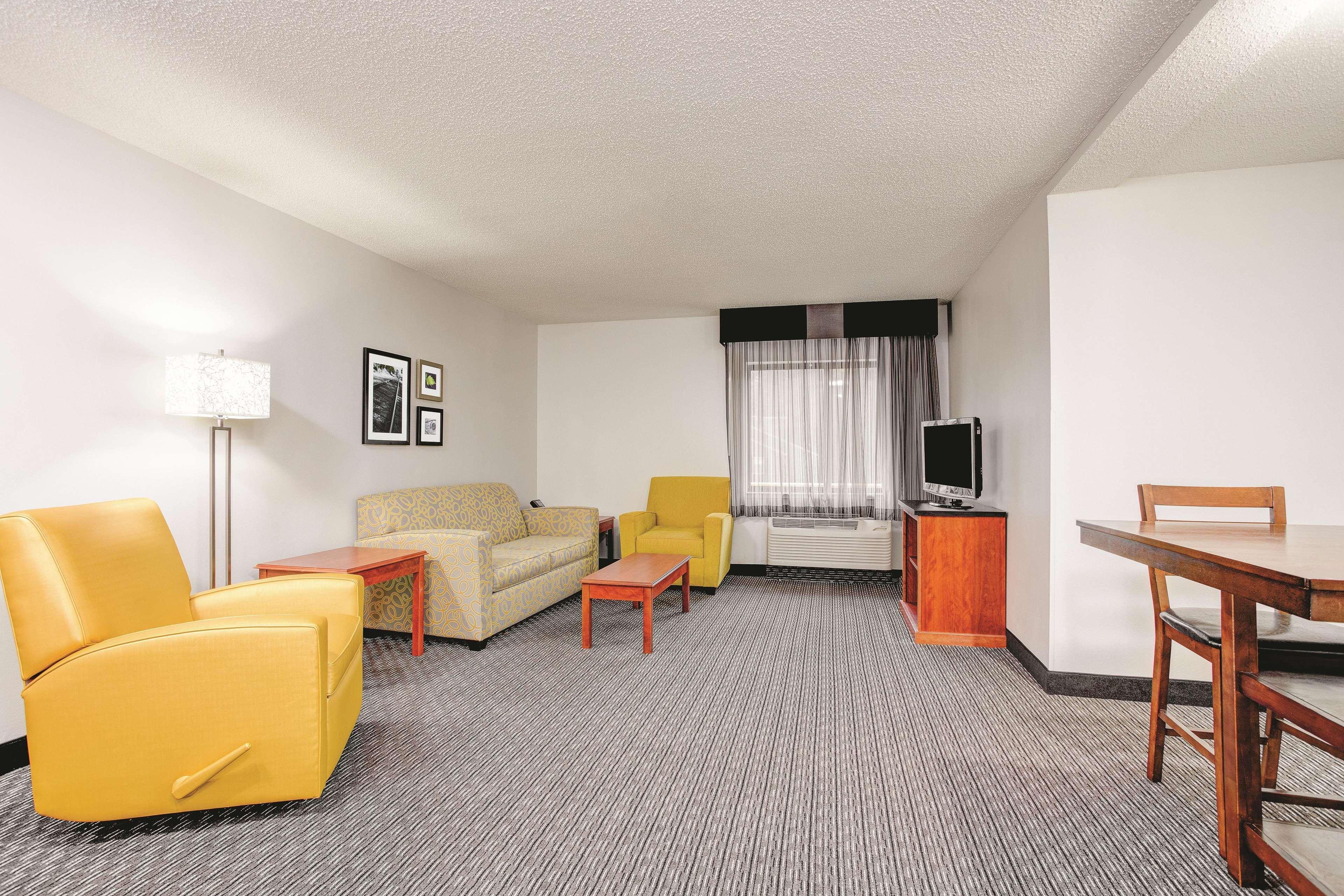 La Quinta By Wyndham Atlanta Roswell Hotel Екстериор снимка