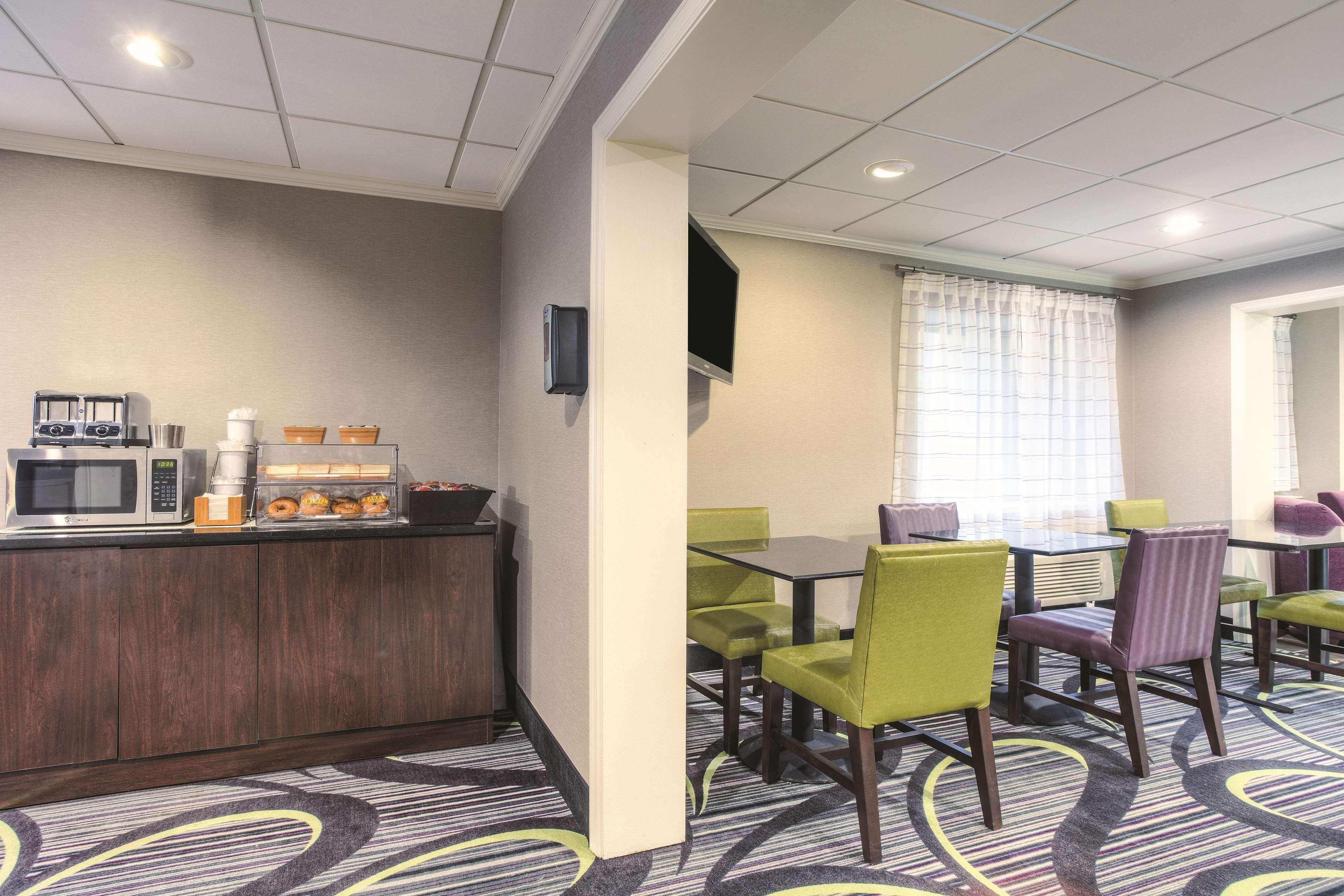 La Quinta By Wyndham Atlanta Roswell Hotel Екстериор снимка