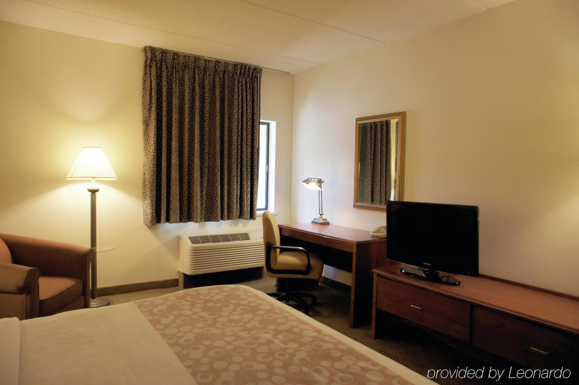 La Quinta By Wyndham Atlanta Roswell Hotel Екстериор снимка