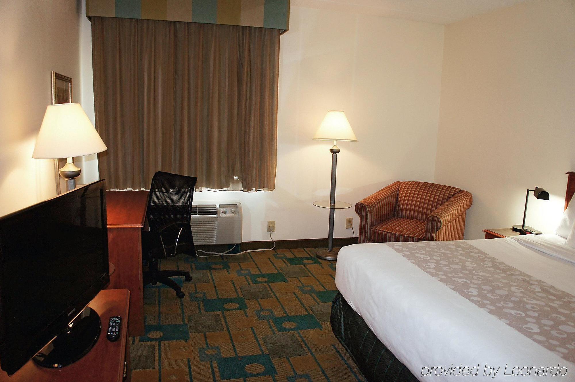La Quinta By Wyndham Atlanta Roswell Hotel Екстериор снимка